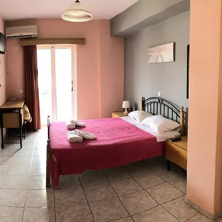 Avouris Apartment *